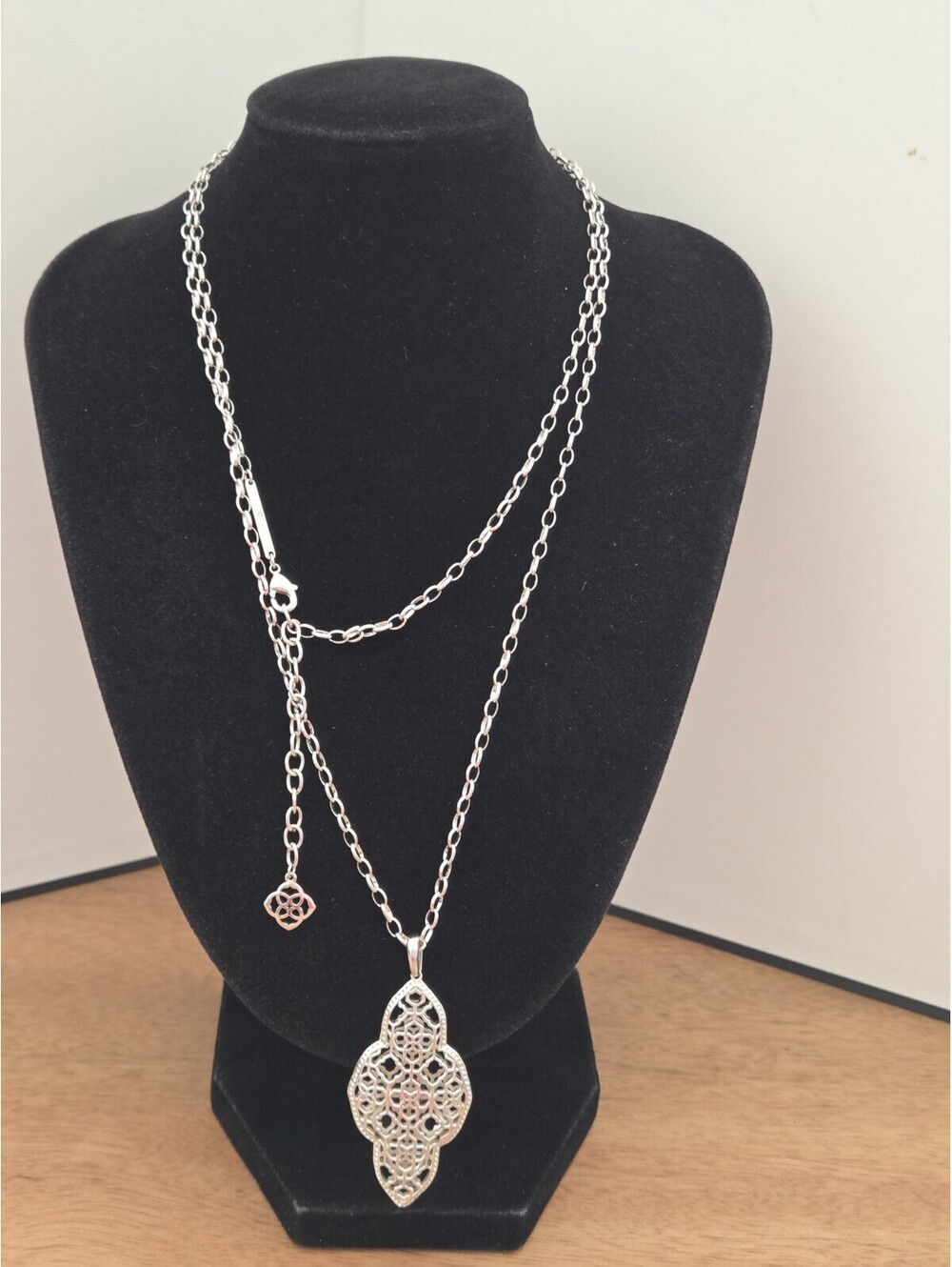 Kendra Scott Aiden Long Filigree Pendant Necklace Silver Tone 32" Signed